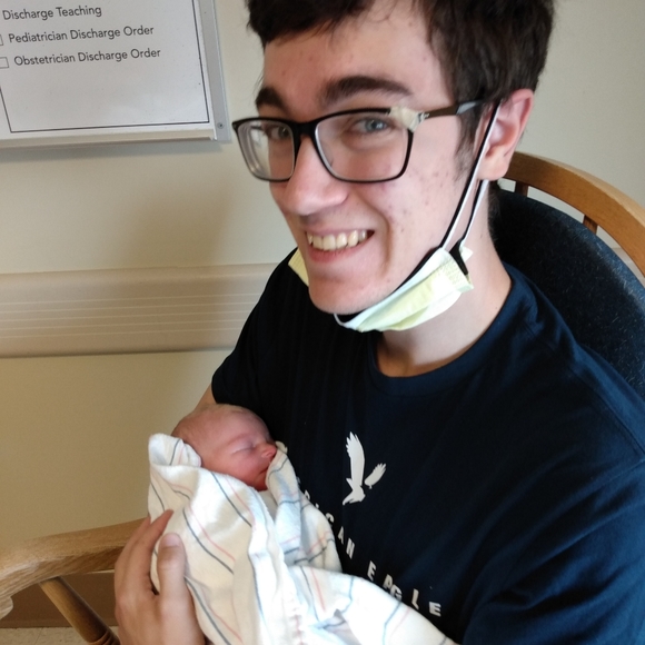 Meet your Posher, Dawn - Picture 6 of 16